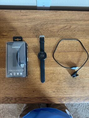 garmin Forerunner 235 Black Running GPS Watch with Charging Cable